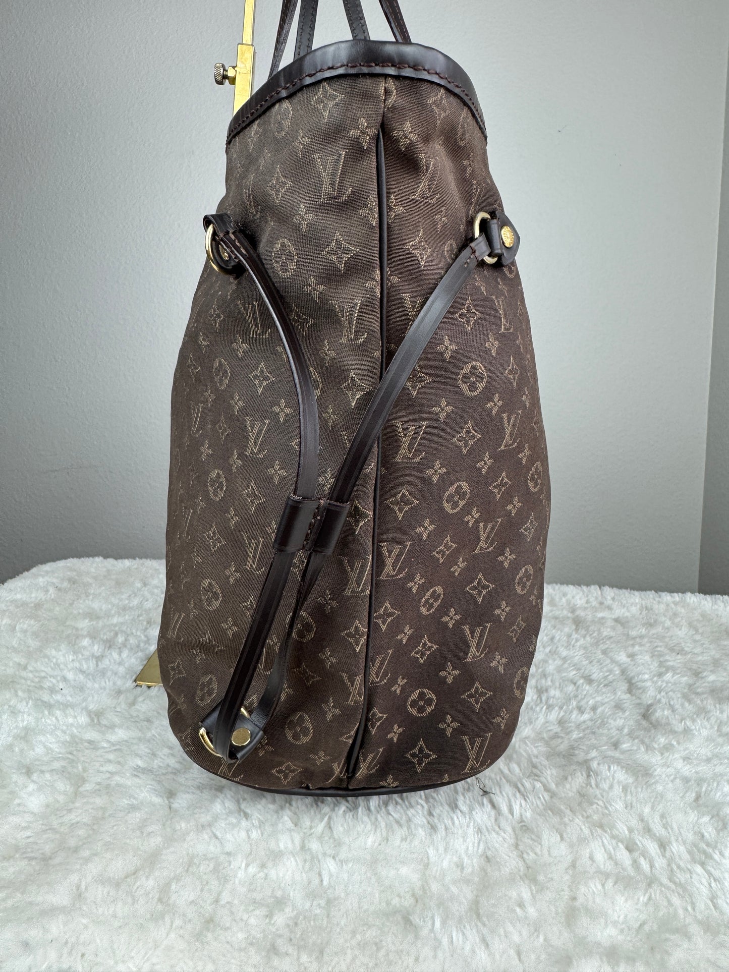 LOUIS VUITTON Neverfull MM Monogram Idylle MM