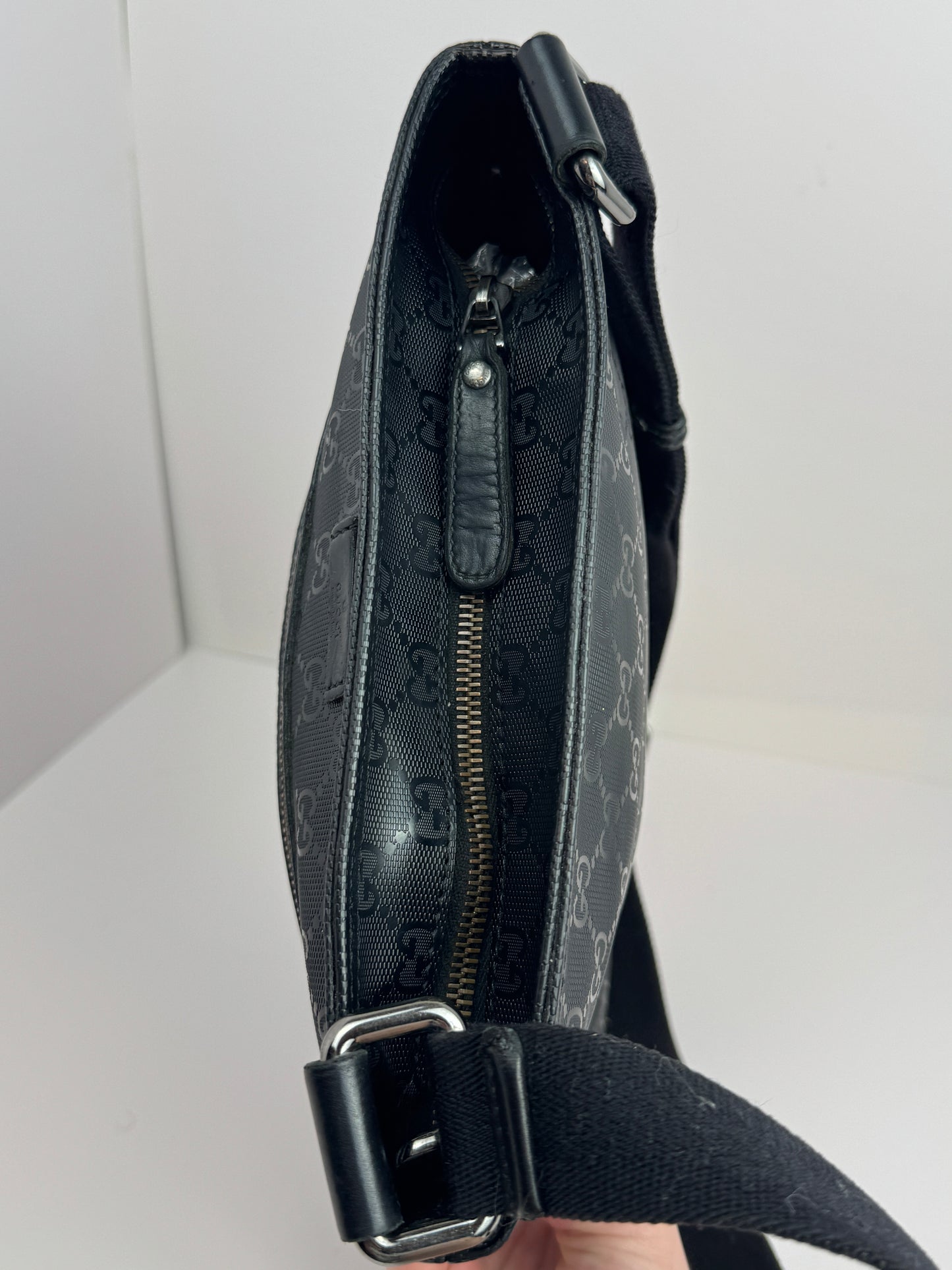 Gucci Flat Messenger Krystal GG Supreme canvas Black