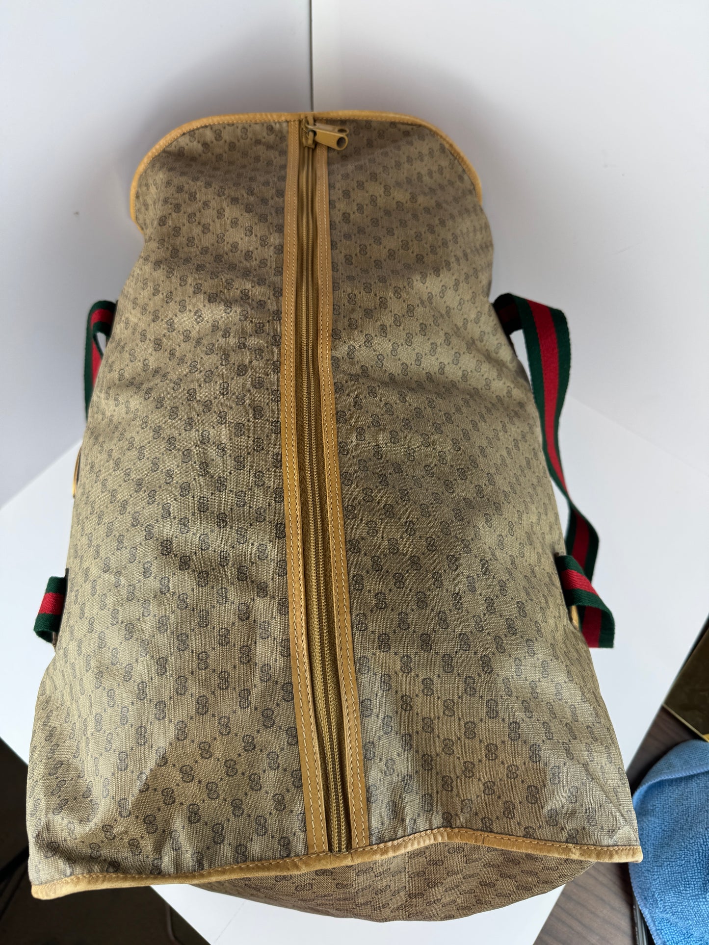 Gucci Vintage Duffle Micro GG Monogram