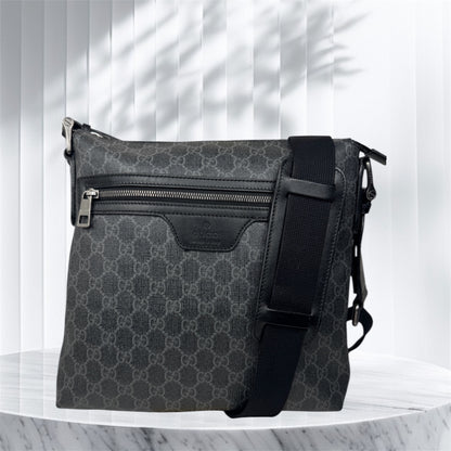 Gucci GG Supreme Canvas Crossbody Black