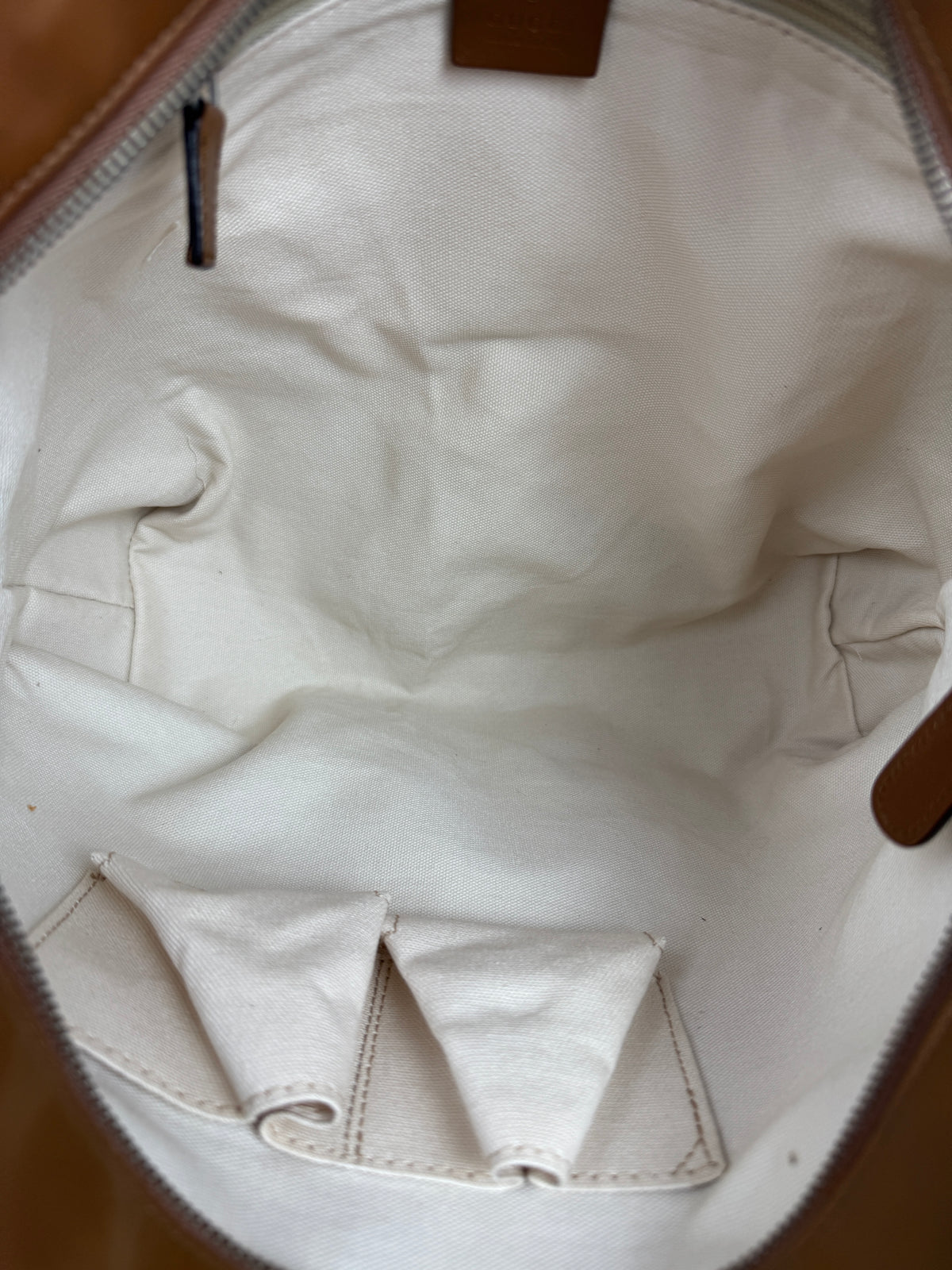 GUCCI Web Flat Messenger GG Canvas Brown