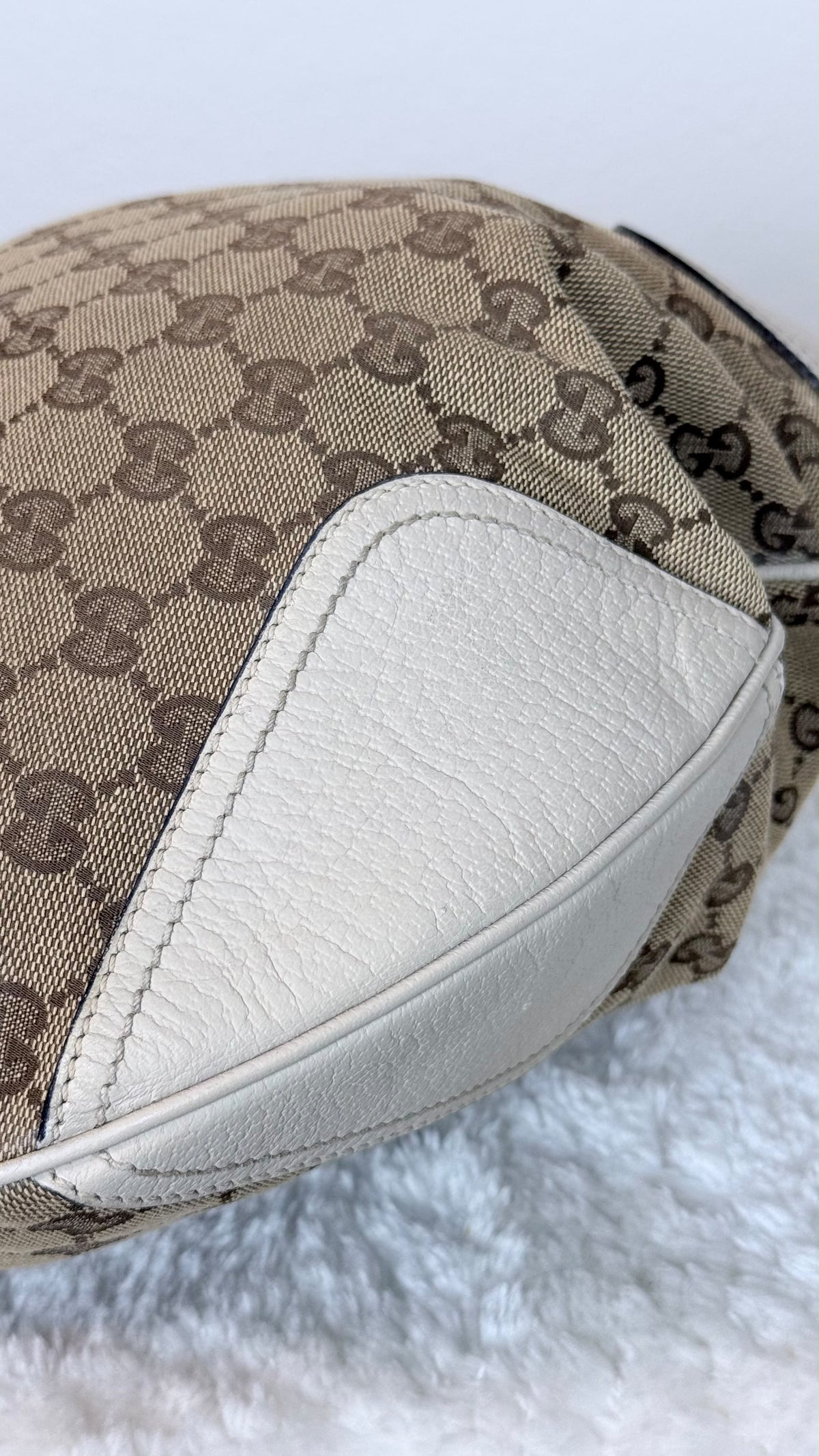 GUCCI Web bow Hobo GG Canvas white