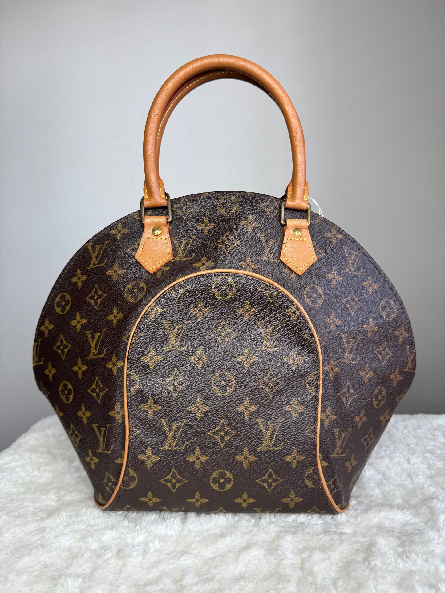 LOUIS VUITTON Ellipse monogram canvas PM