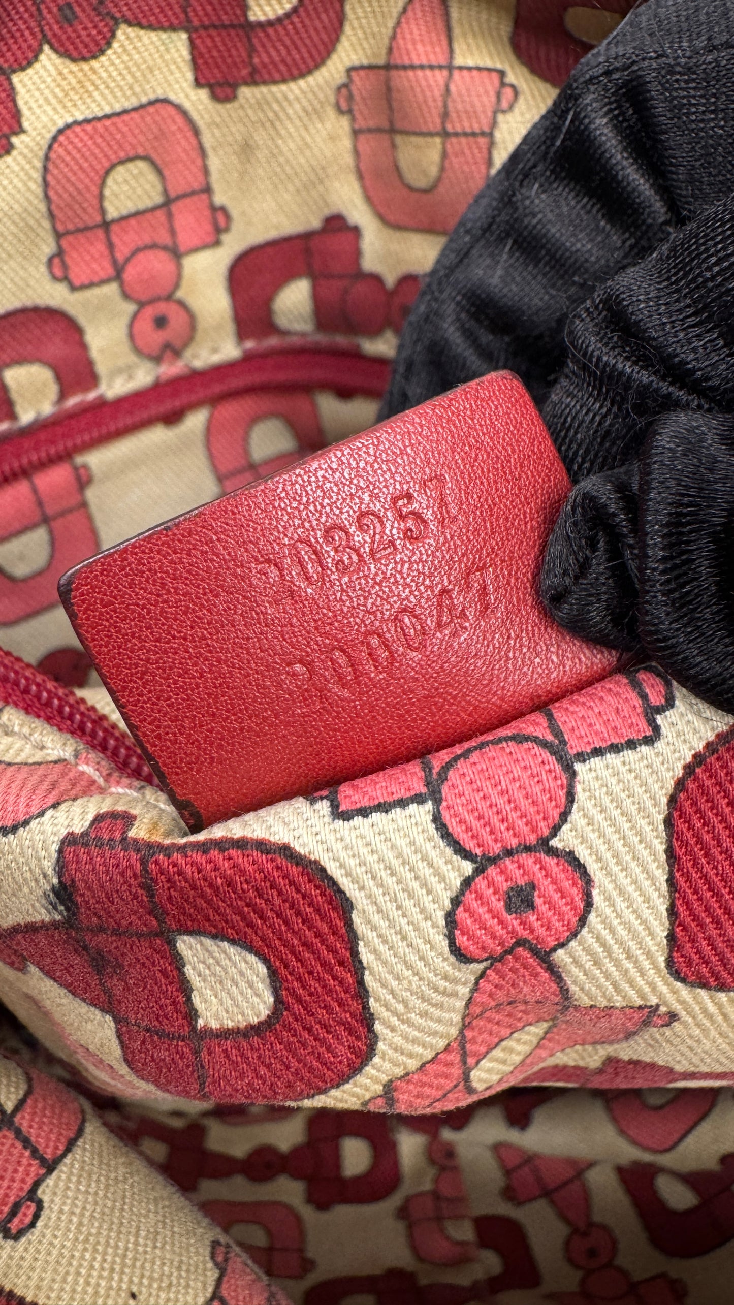 Gucci Abbey GG Monogram Embossed Leather Red