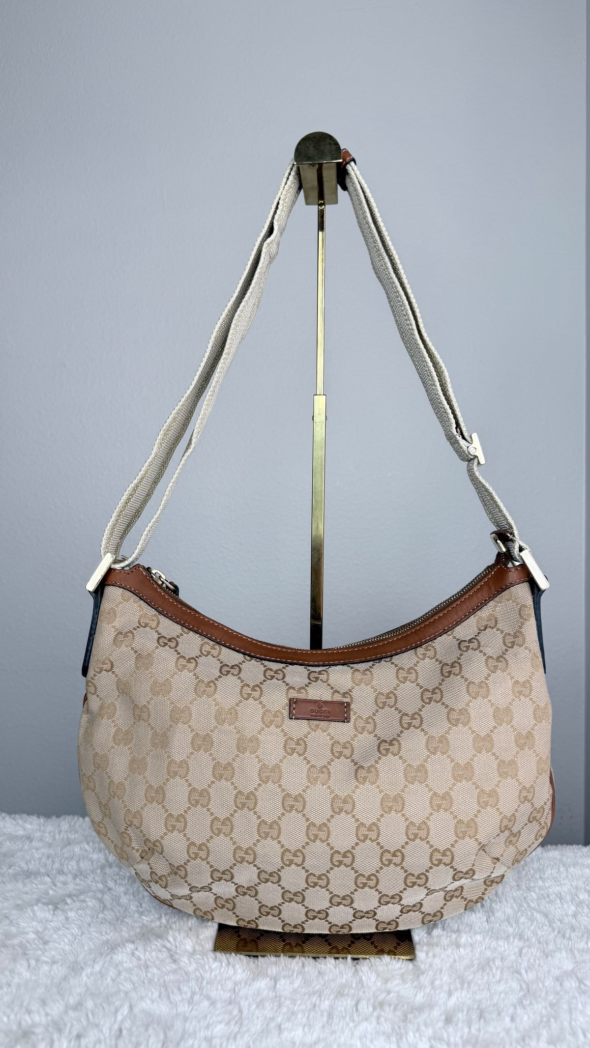 GUCCI Halfmoon GG Canvas Medium