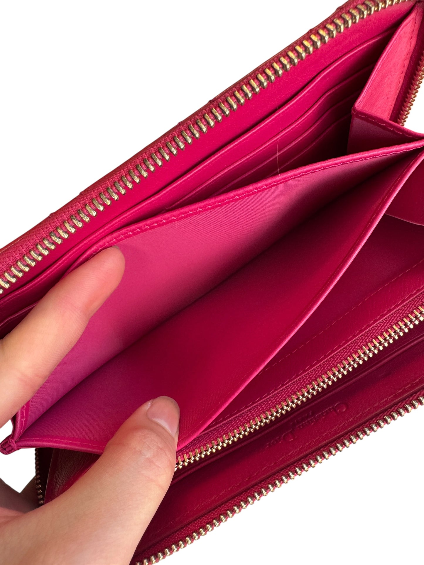 WA4👛Dior Long wallet zippy Red (COA Included) retail $1350