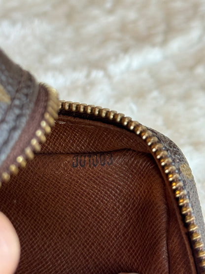 LOUIS VUITTON Pochette Marly Bandouliere bag Monogram