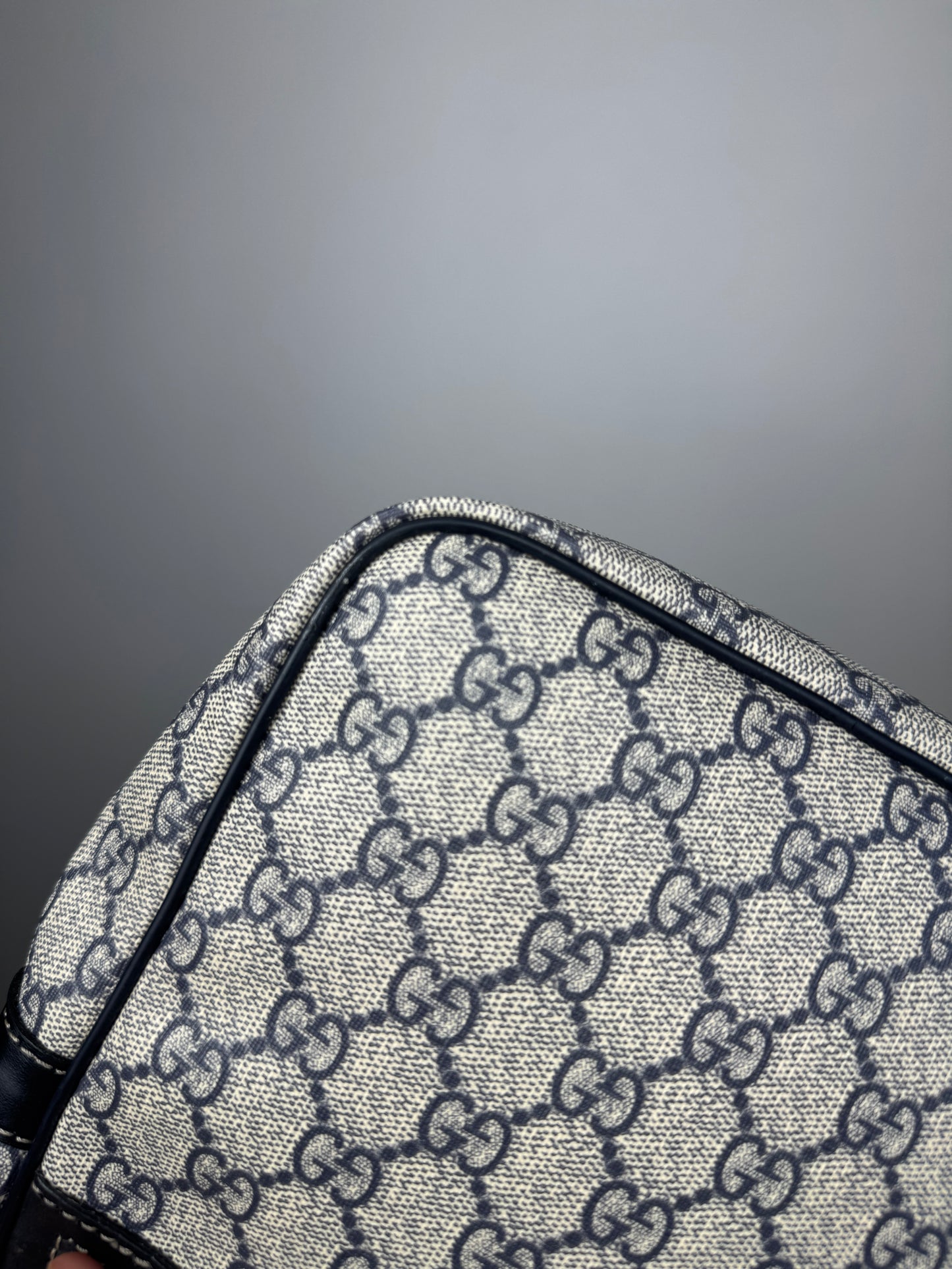 GUCCI Front Zip Small Gg Suprme Coated canvas Navy