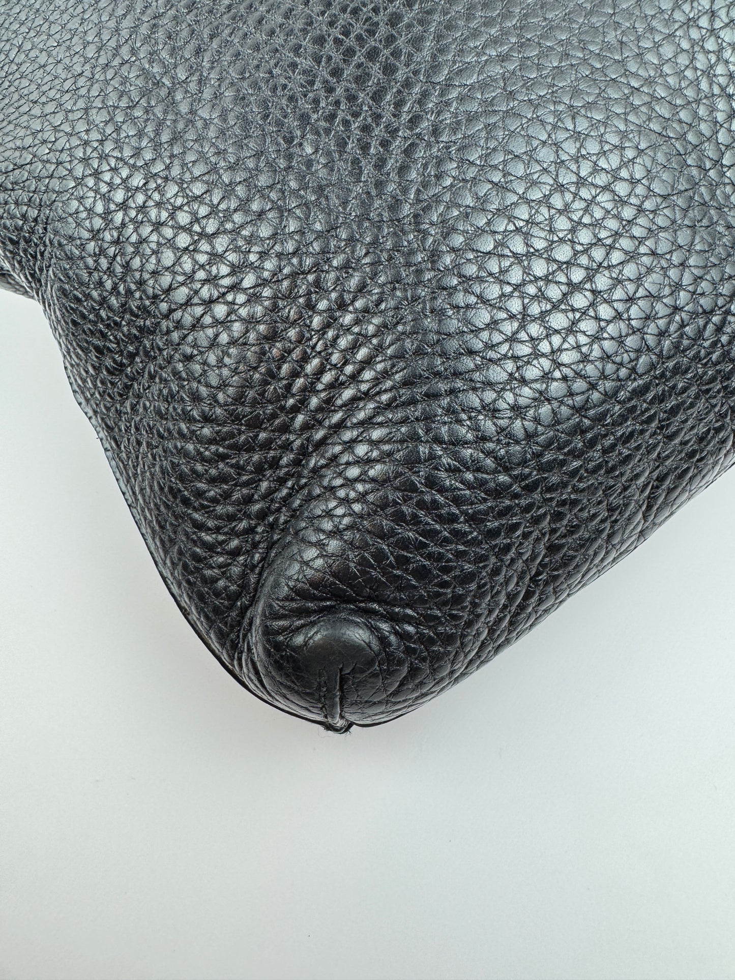 GUCCI Interlocking GG Leather Messenger Black