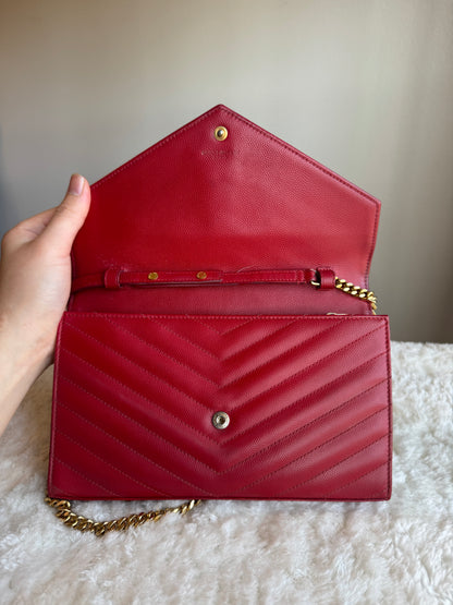 LOUIS VUITTON Classic wallet on chain matelasse Chevron leather medium red