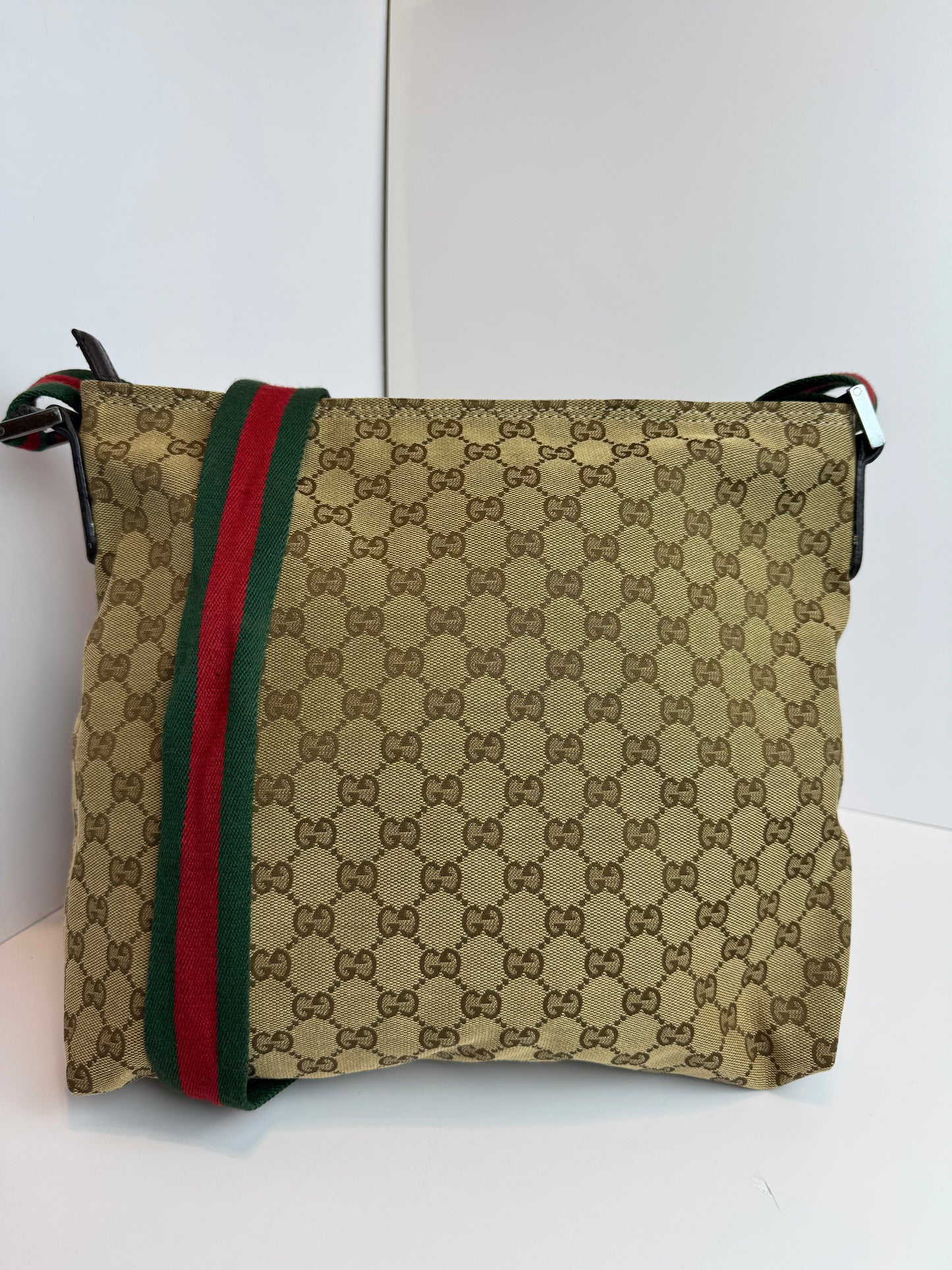 GUCCI Web Stripe Messenger GG Canvas