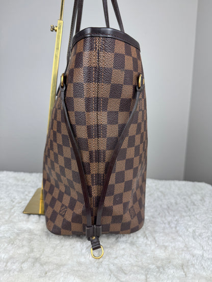LOUIS VUITTON Neverfull Tote Damier MM