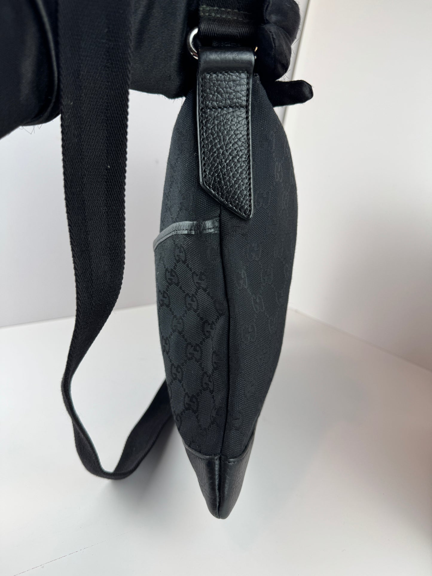 GUCCI Front Pocket GG Canvas Black