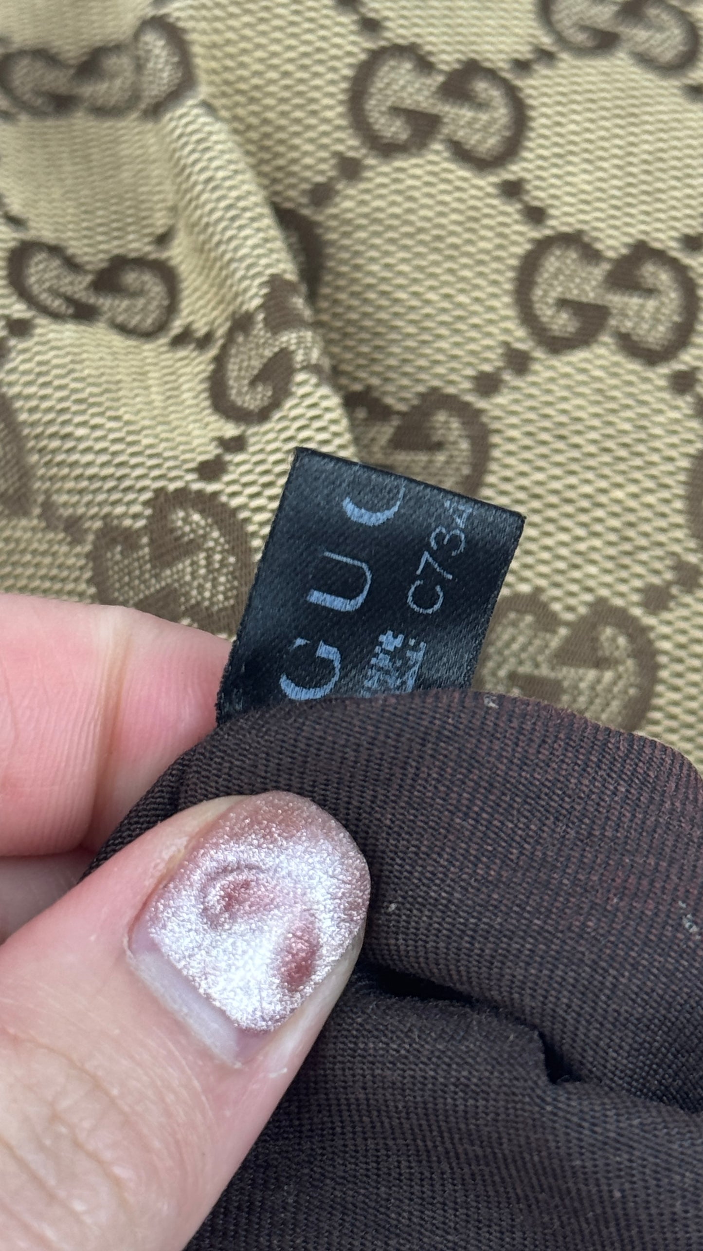 Gucci Sukey Hobo GG Canvas Medium