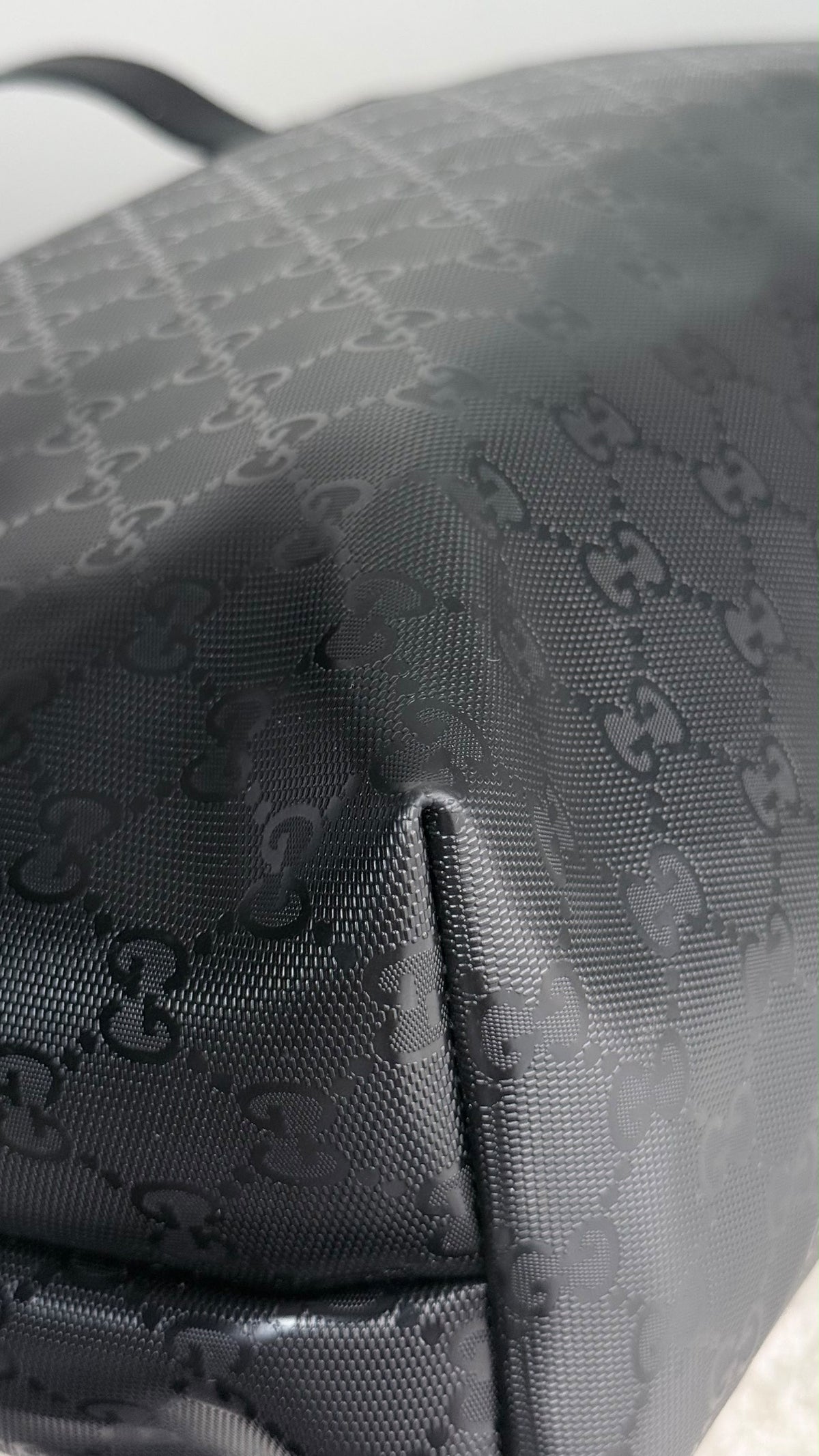 GUCCI Tote Medium GG Supreme Emprine Black Monogram