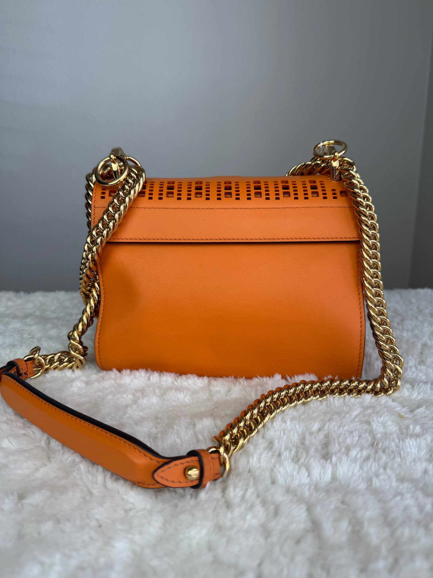 FENDI Vitello Grace Kan I crossbody Leather red