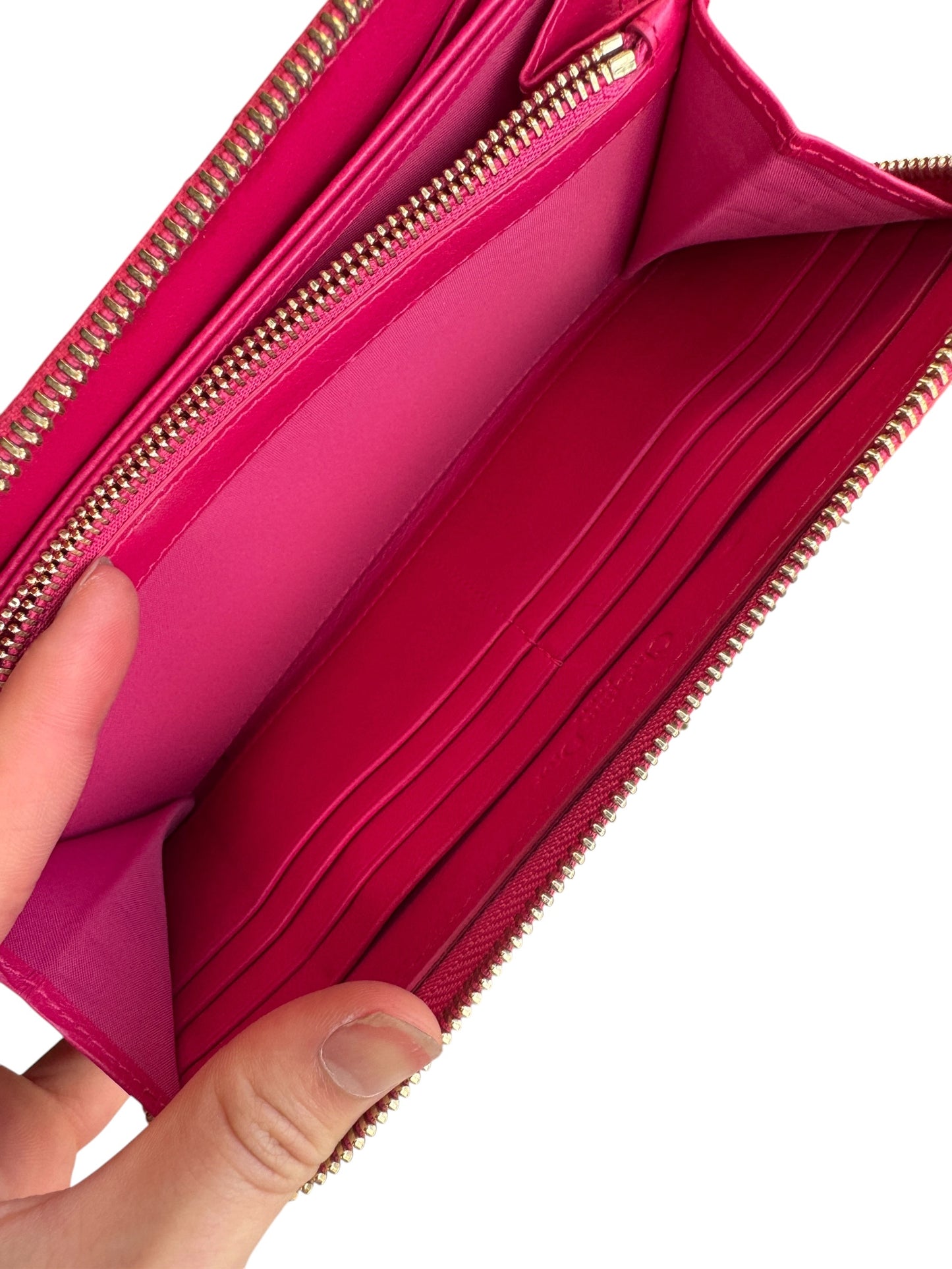 WA4👛Dior Long wallet zippy Red (COA Included) retail $1350