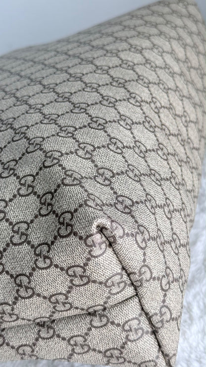 GUCCI Tote Medium GG Supreme Dark brown