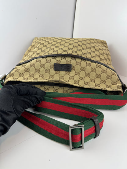 Gucci Web Flat Messenger GG Canvas Brown