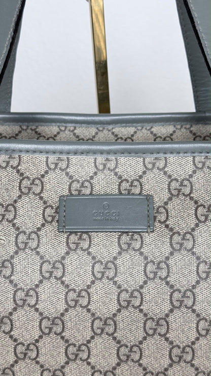 GUCCI Tote medium GG Supreme Coated canvas Dark Grey