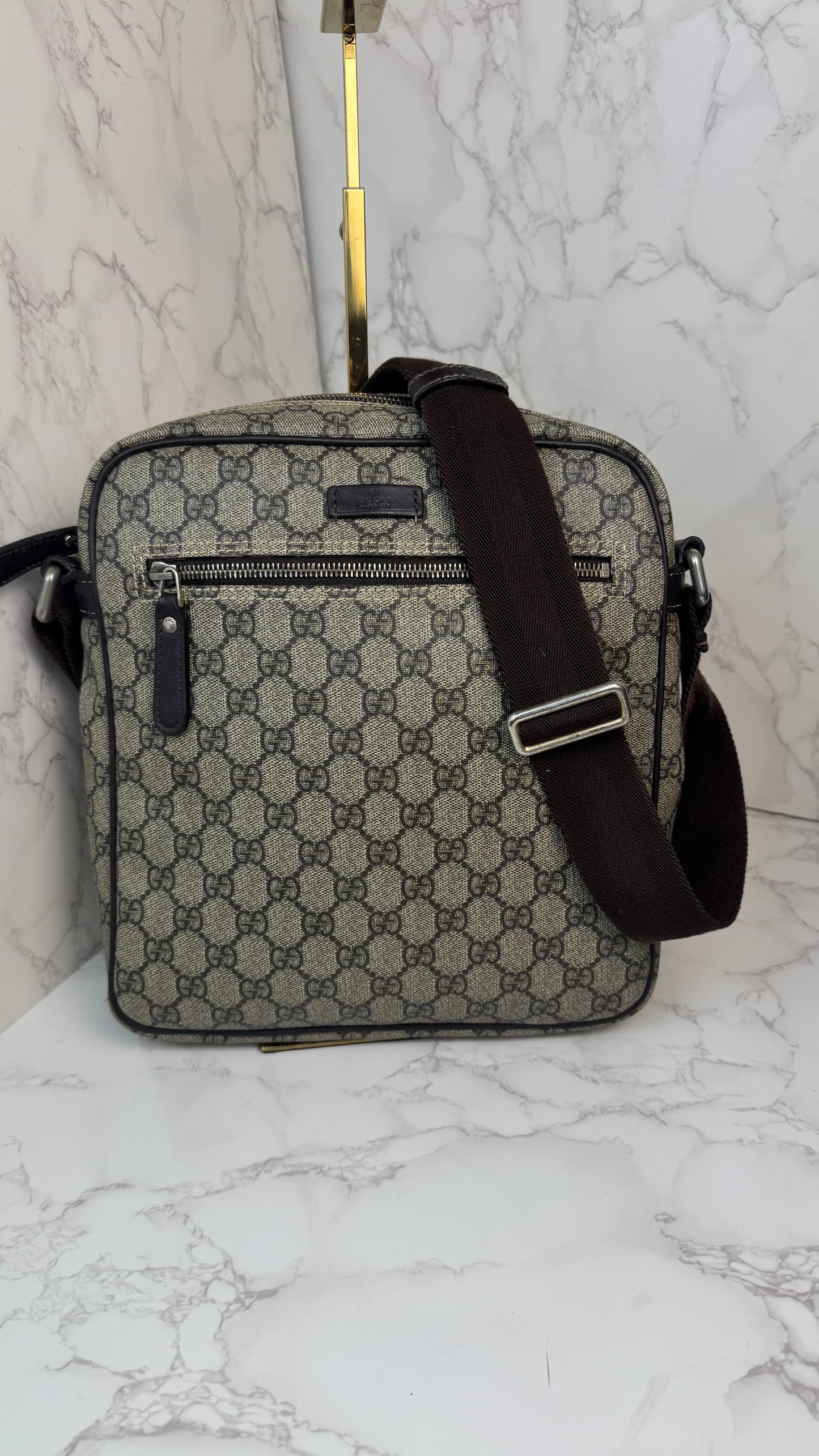 Gucci GG Canvas Messenger Brown