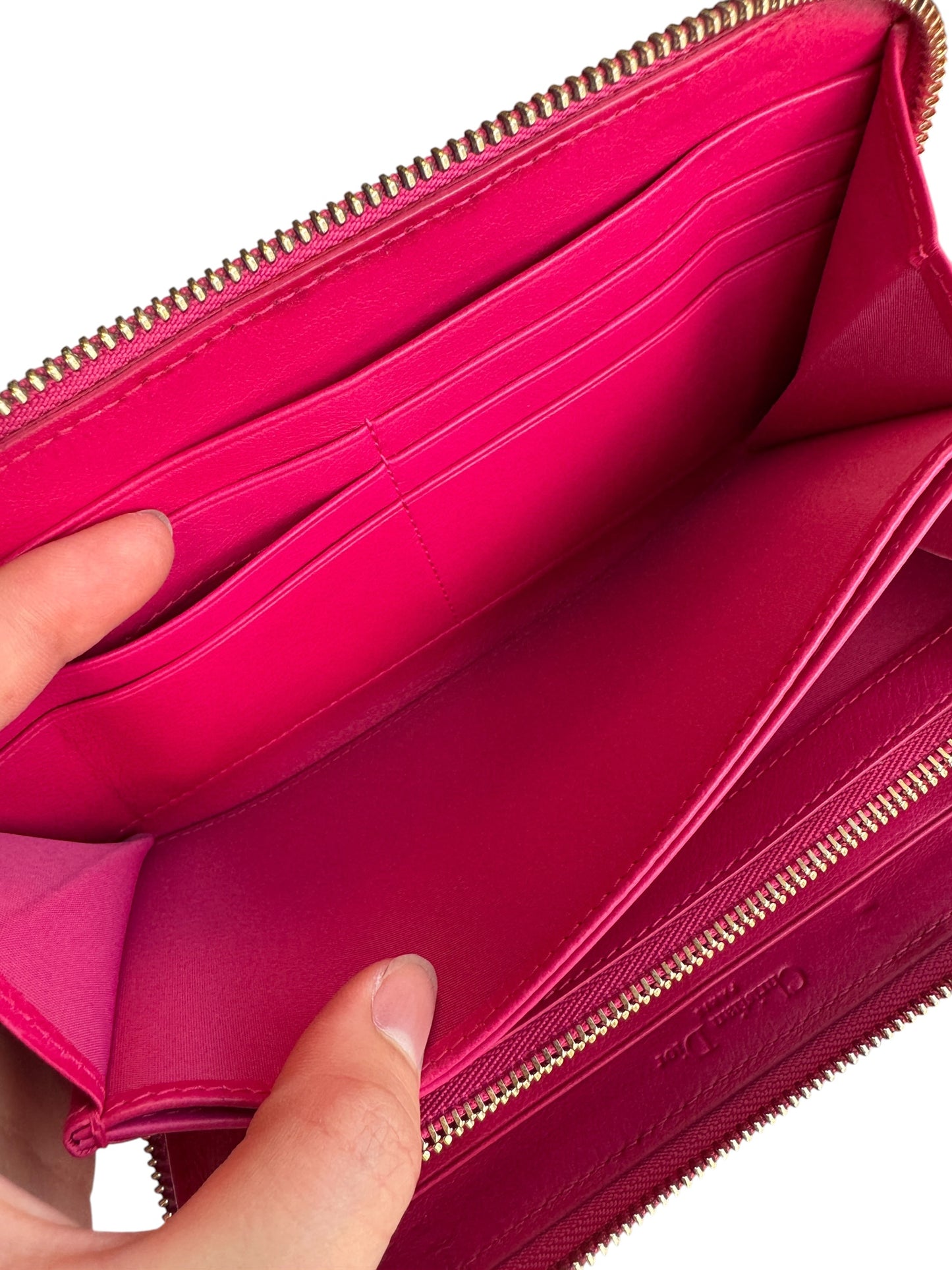 WA4👛Dior Long wallet zippy Red (COA Included) retail $1350