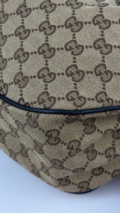 Gucci Sukey Hobo GG Canvas Medium