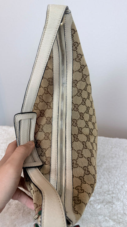 GUCCI Web bow Hobo GG Canvas white