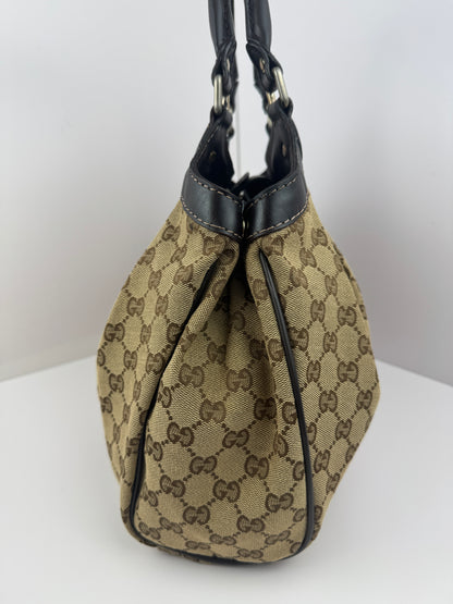 Gucci sukey GG Canvas Medium