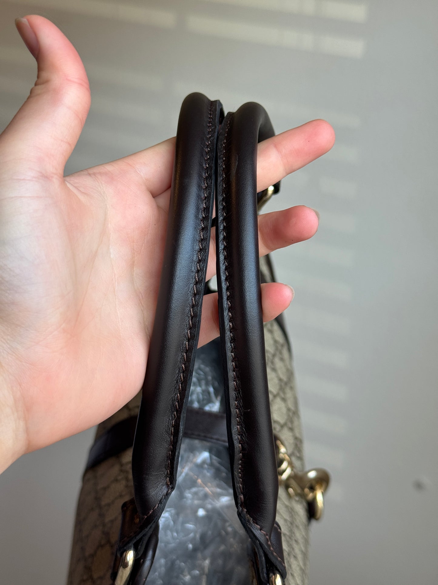 GUCCI GG Supreme Bardot Medium Coated Canvas