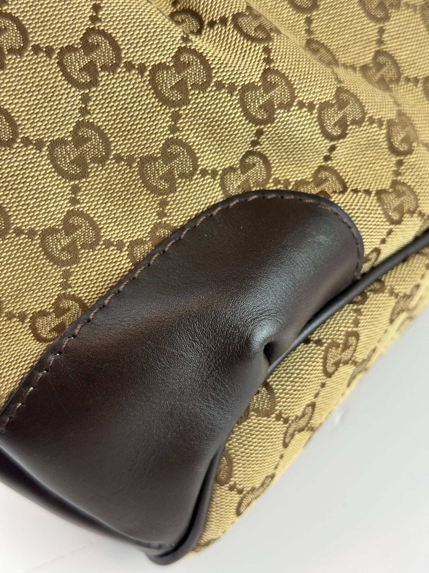 GUCCI Sukey Crossbody With Strap GG Canvas