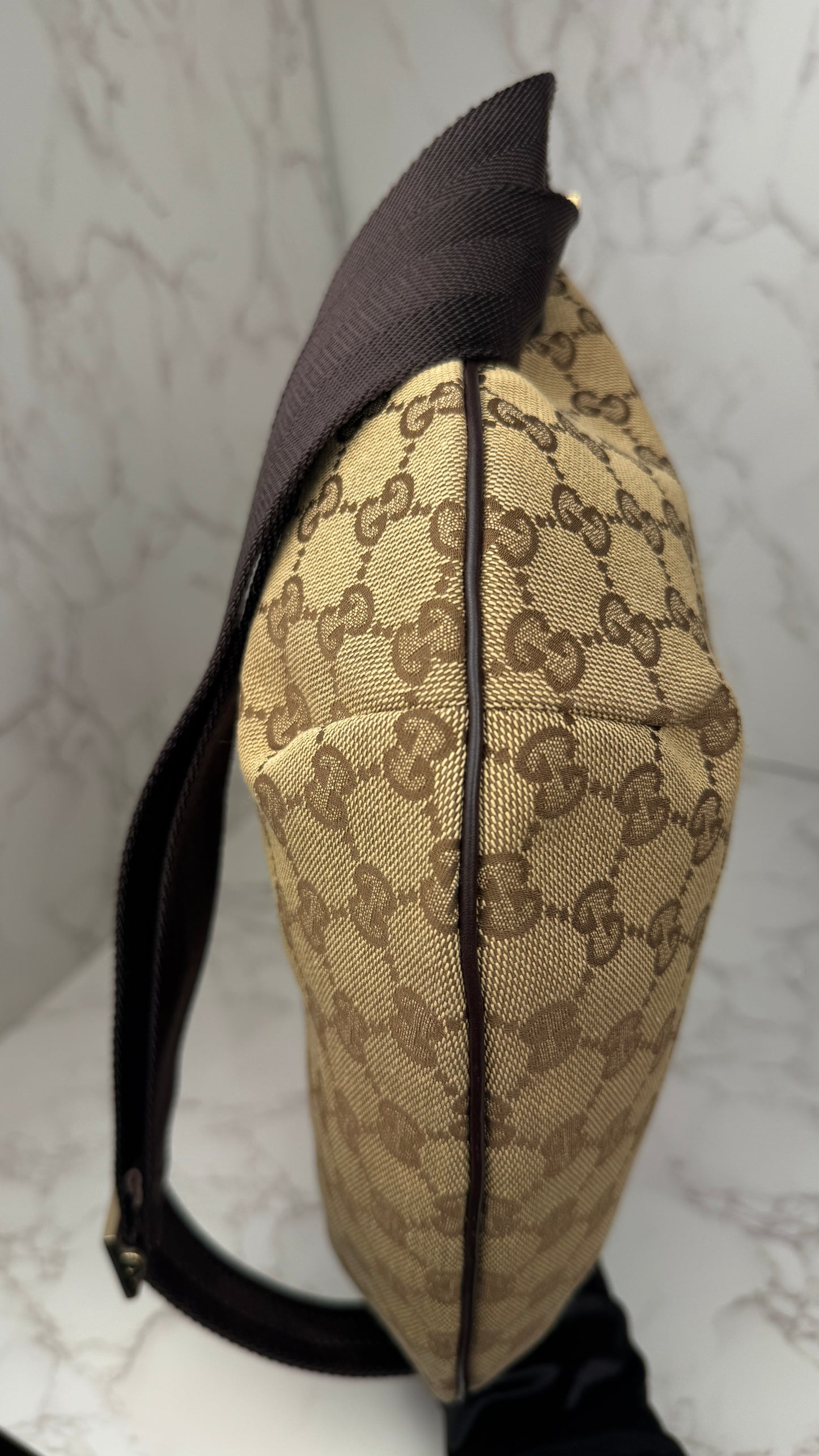 Gucci Half Moon Shoulder GG Canvas Brown