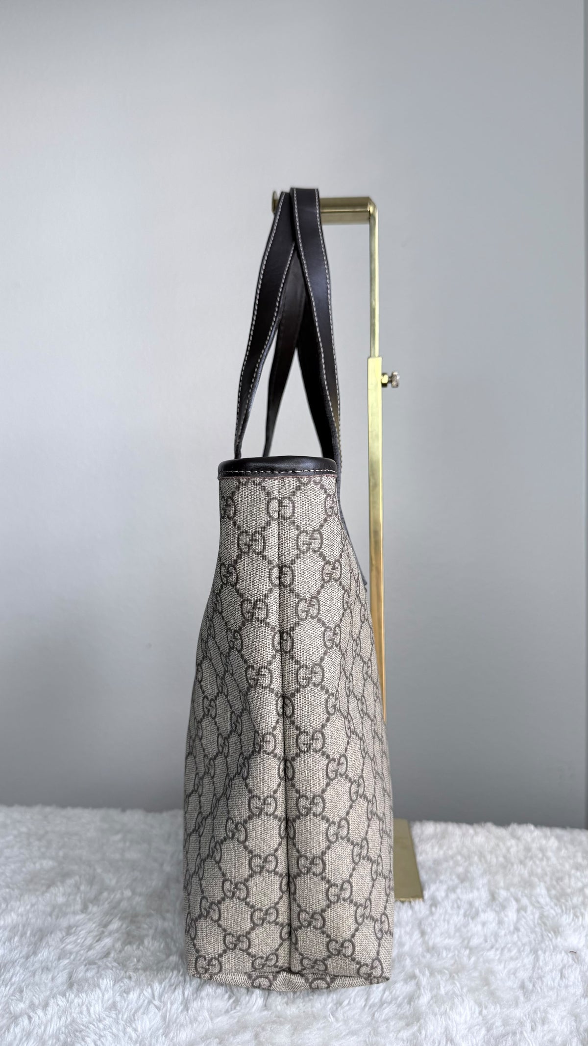 GUCCI Tote Medium GG Supreme Coated canvas brown