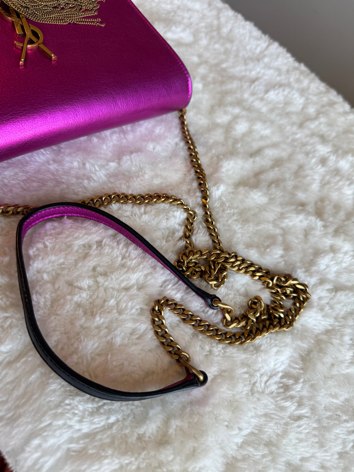 SAINT LAURENT Classic Monogram Tassel Chain wallet Leather pink metallic