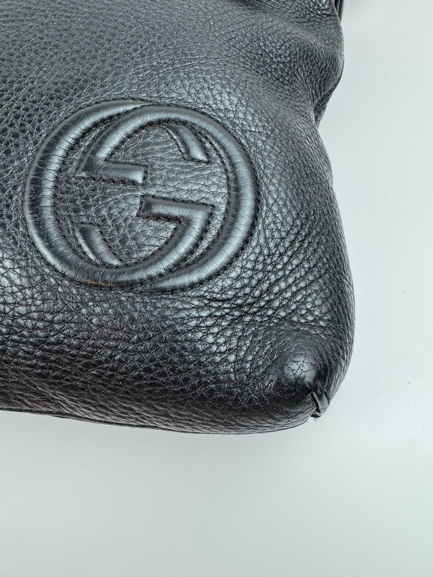 GUCCI Interlocking GG Leather Messenger Black