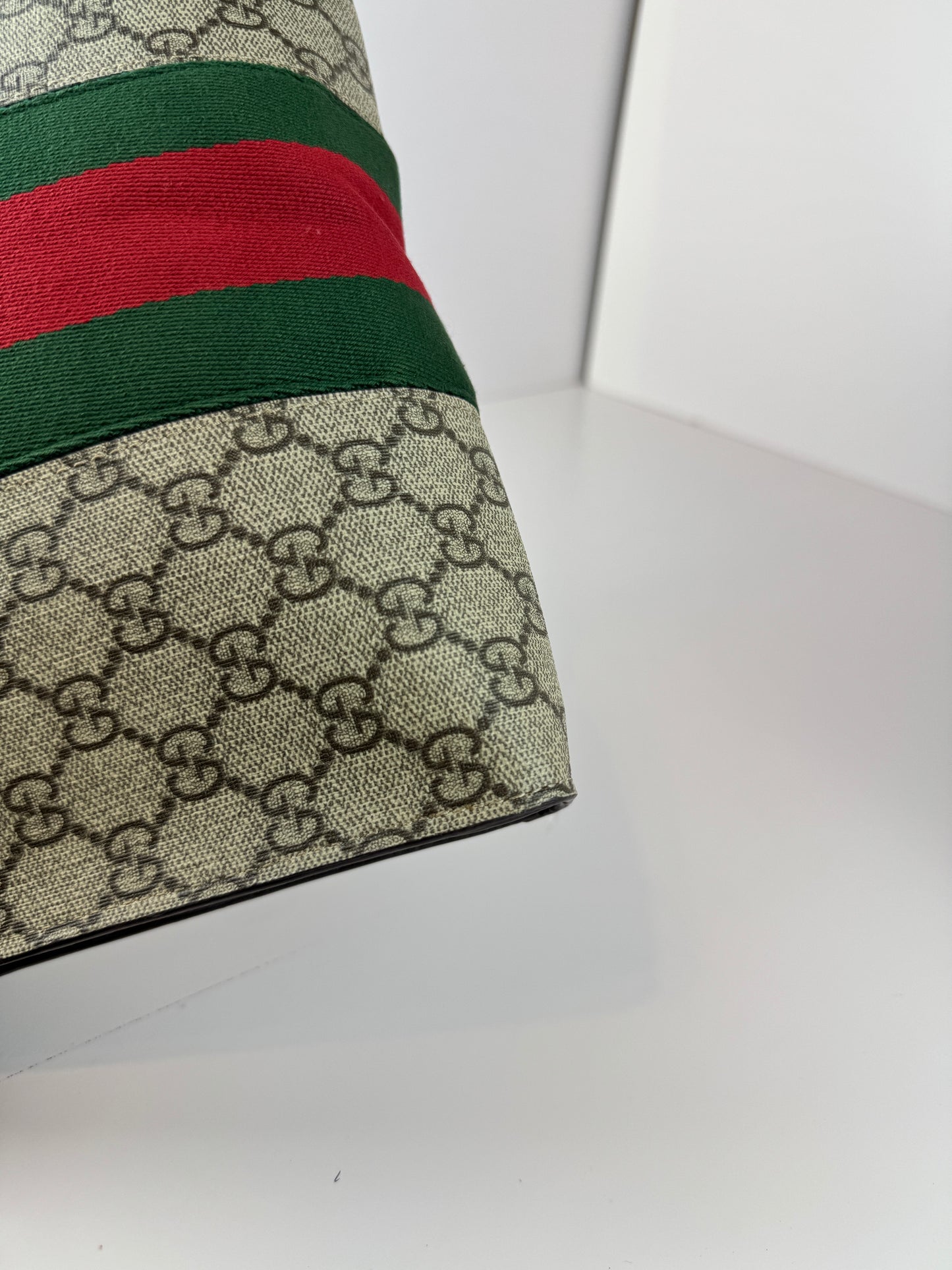 GUCCI Web Clutch GG Supreme Coated Canvas