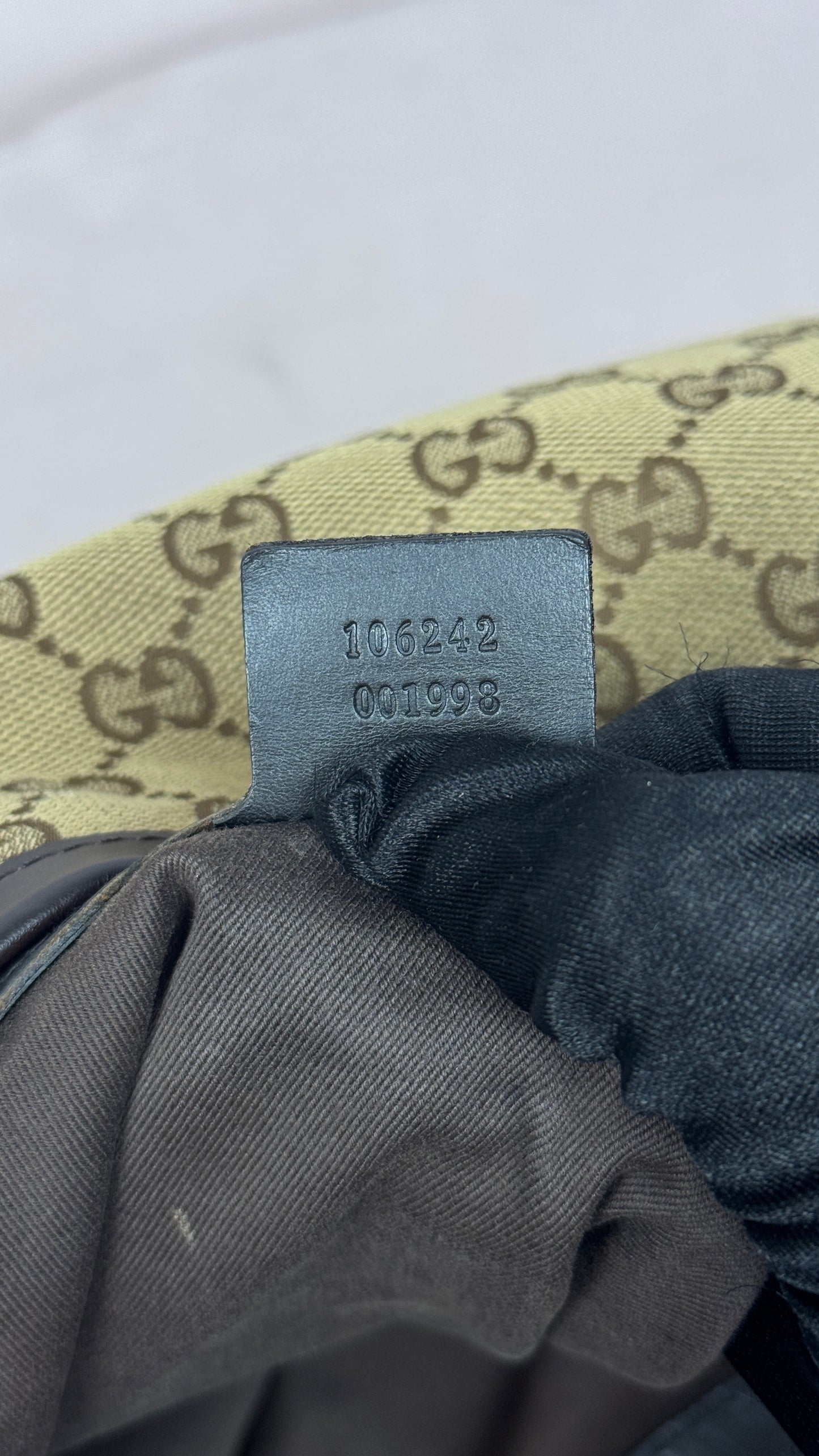 Gucci GG Canvas Hobo Shoulder Bag (Vintage)