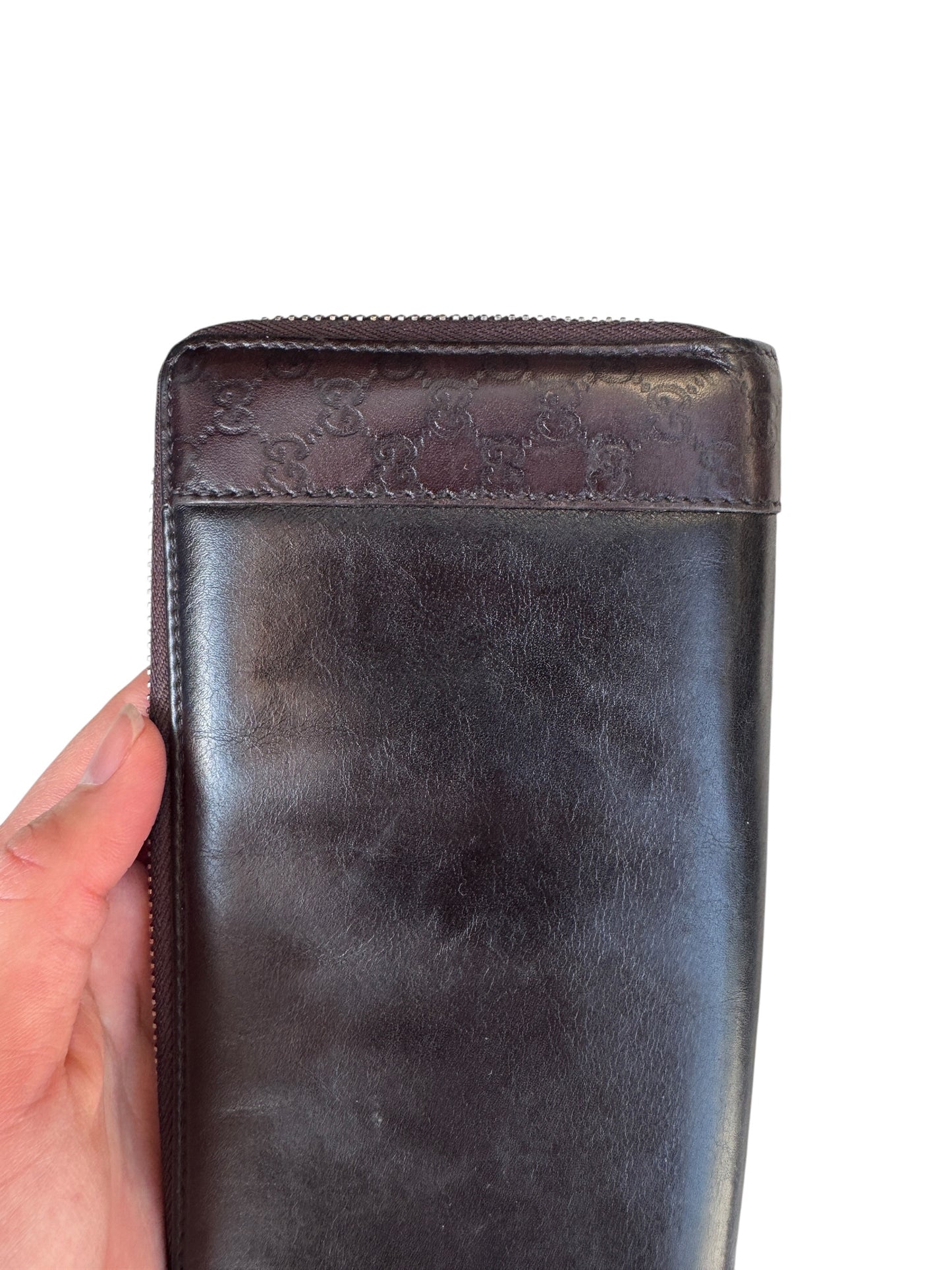 WA5👛 Gucci Leather Zippy (COA Included) Retail $995