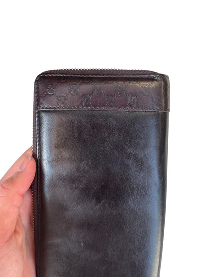 WA5👛 Gucci Leather Zippy (COA Included) Retail $995