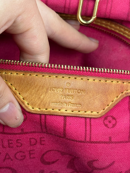 LOUIS VUITTON Neverfull Limited Monogram MM 2011