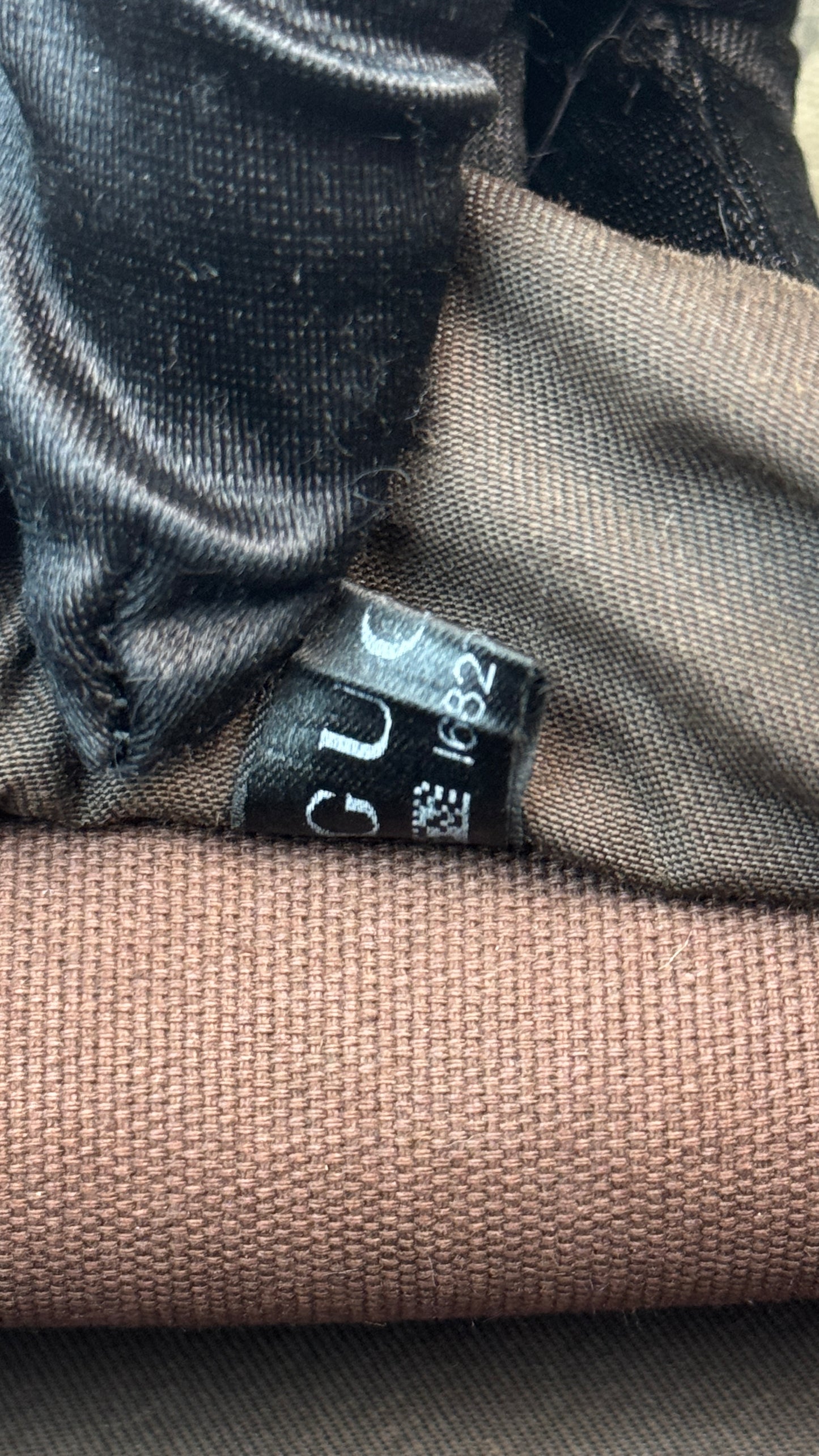 Gucci GG Canvas Messenger Brown