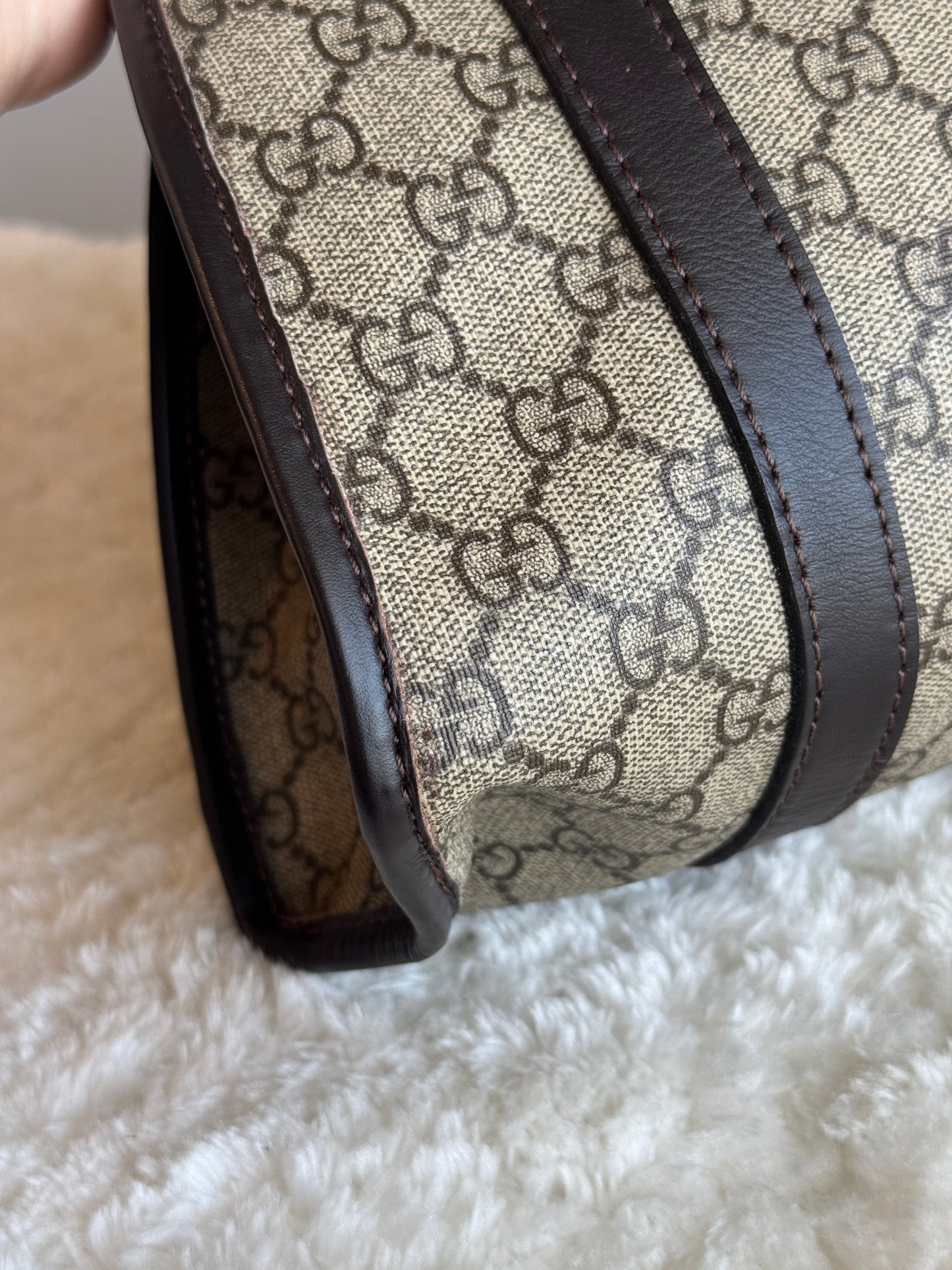 GUCCI GG Supreme Bardot Medium Coated Canvas