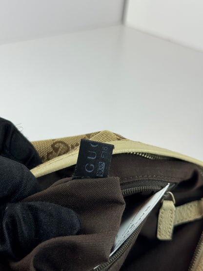 GUCCI Abbey Messenger GG Canvas