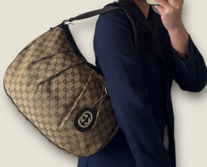 Gucci Sukey Hobo GG Canvas Medium