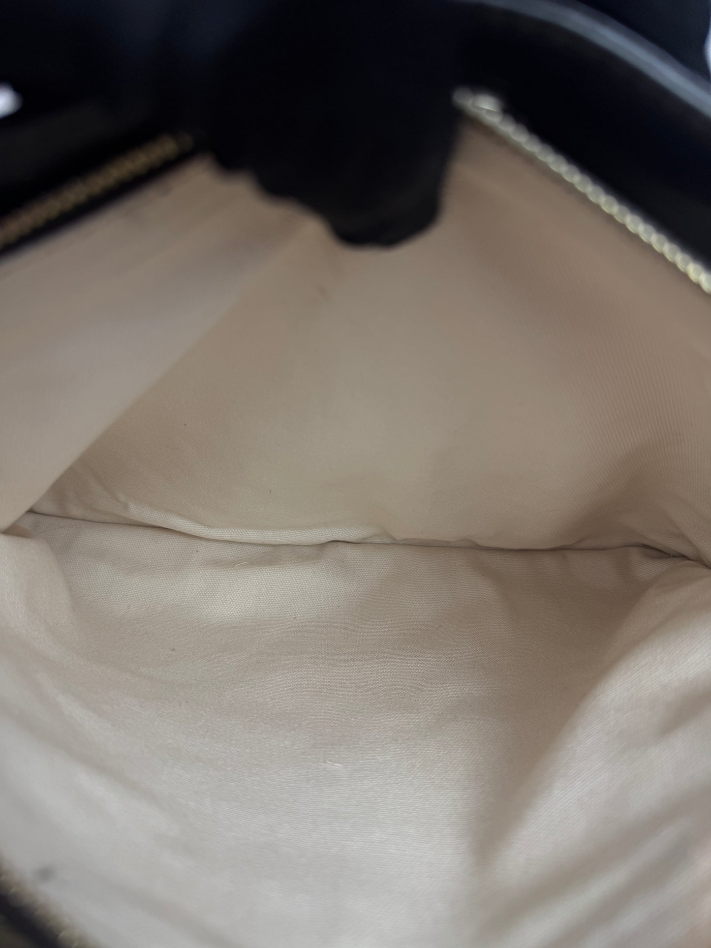 GUCCI Sukey Tote GG Canvas Brown