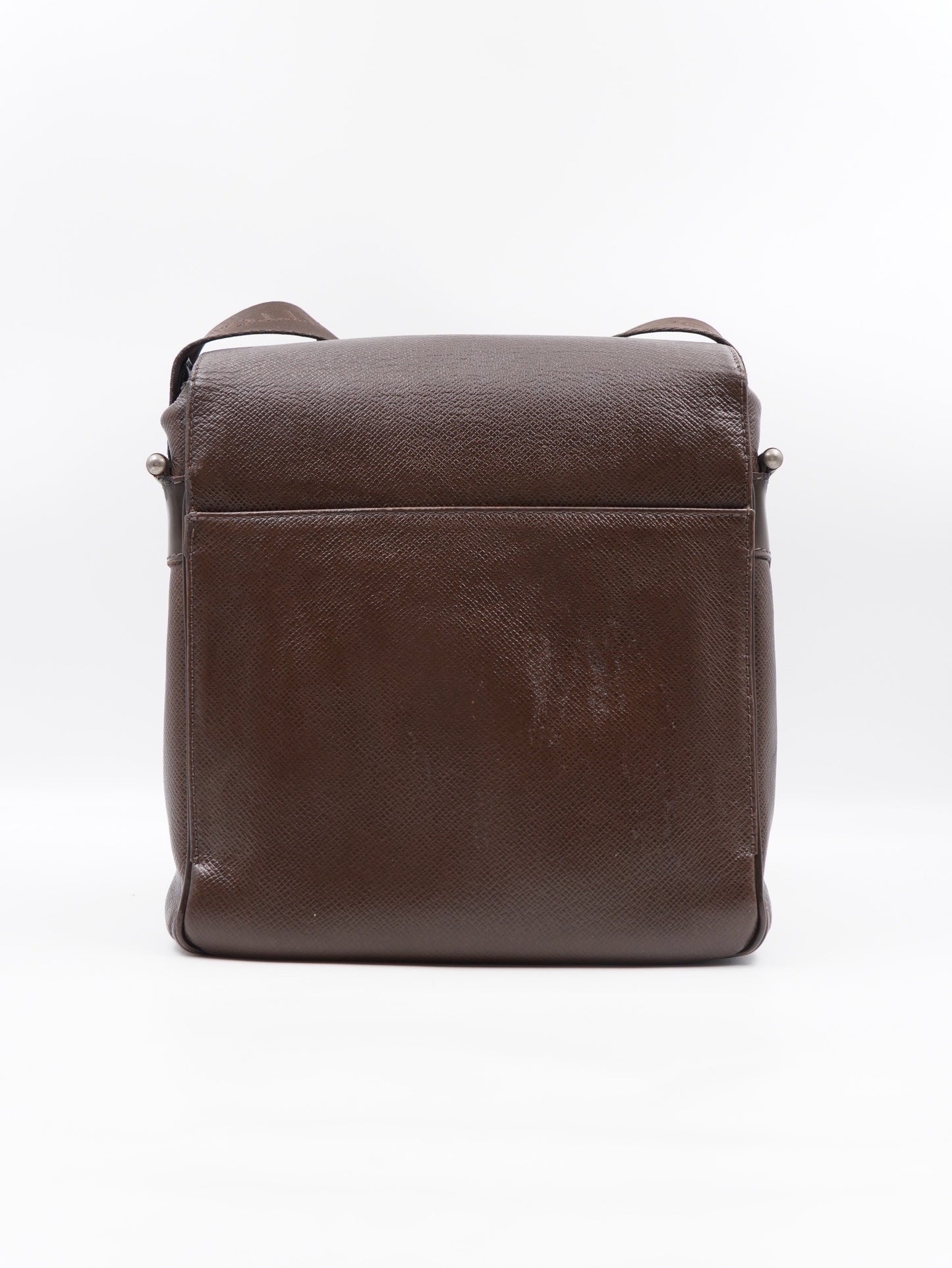 Louis Vuitton Taiga Leather yaranga