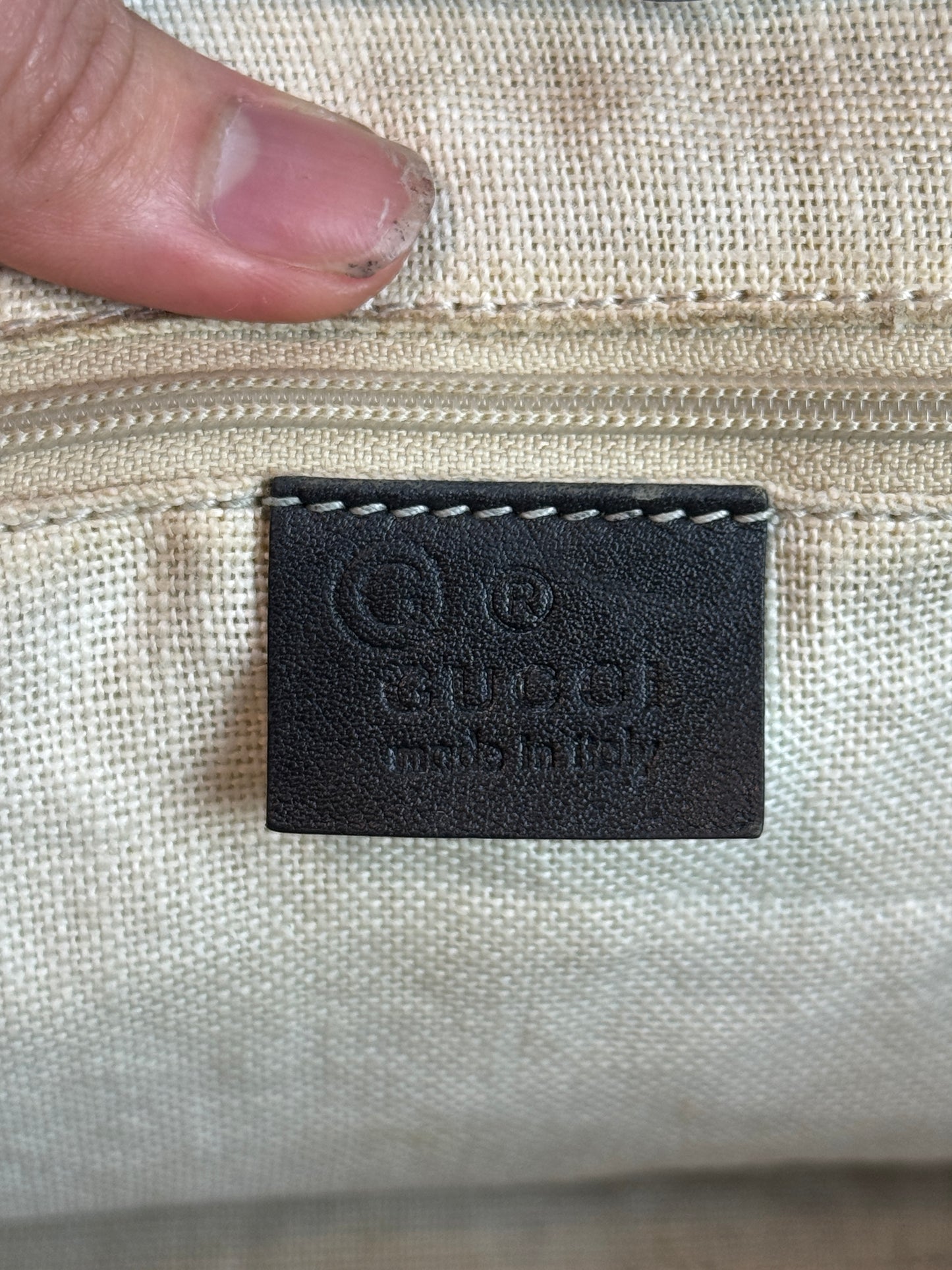 Gucci Soft Microguccdssima small Zippered Satchel Black