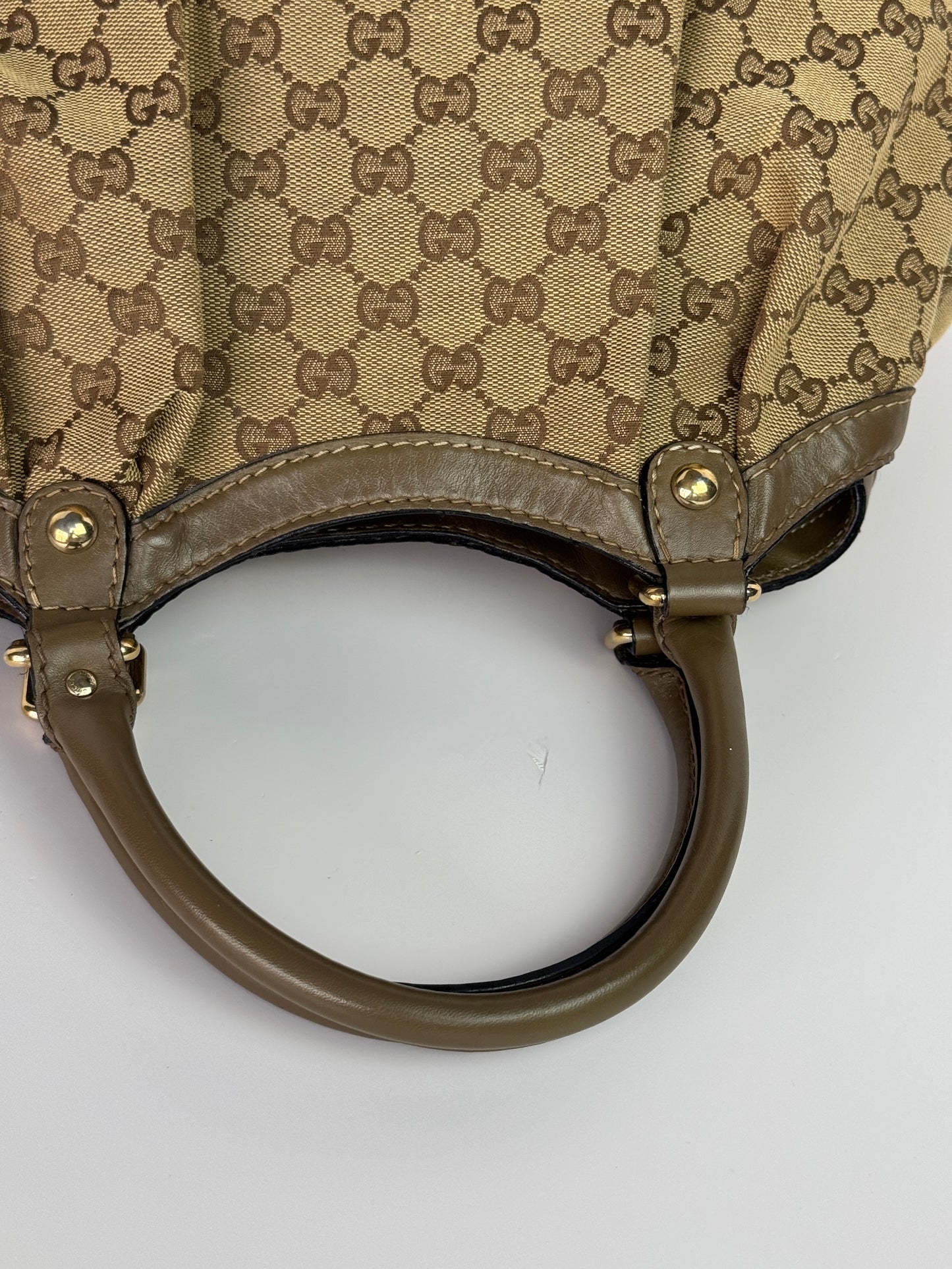 GUCCI Sukey Hobo GG Canvas Kaki