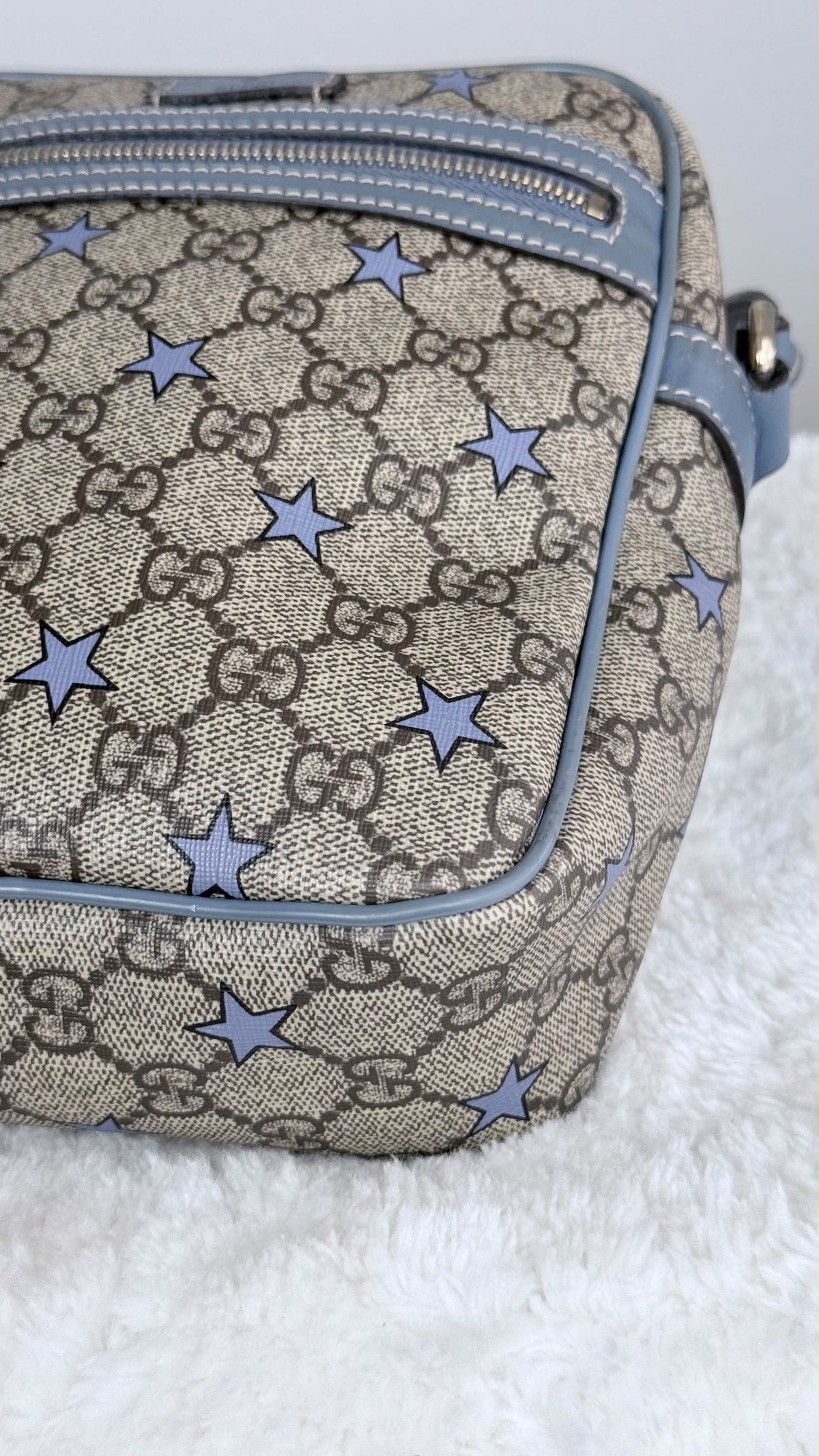 GUCCI GG Supreme Star Crossbody Coated Canvas Blue