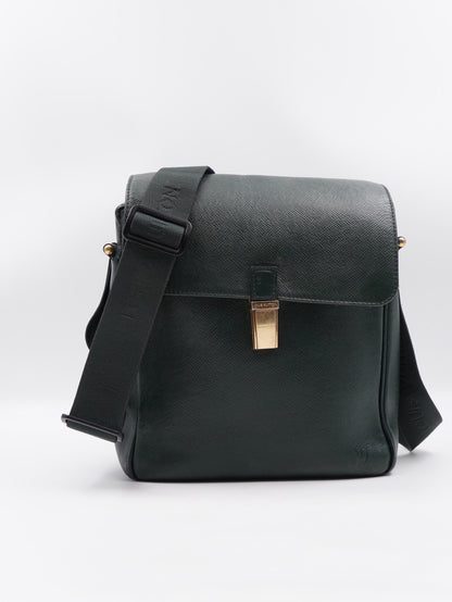 Louis Vuitton Yaranga messenger bag in taiga leather